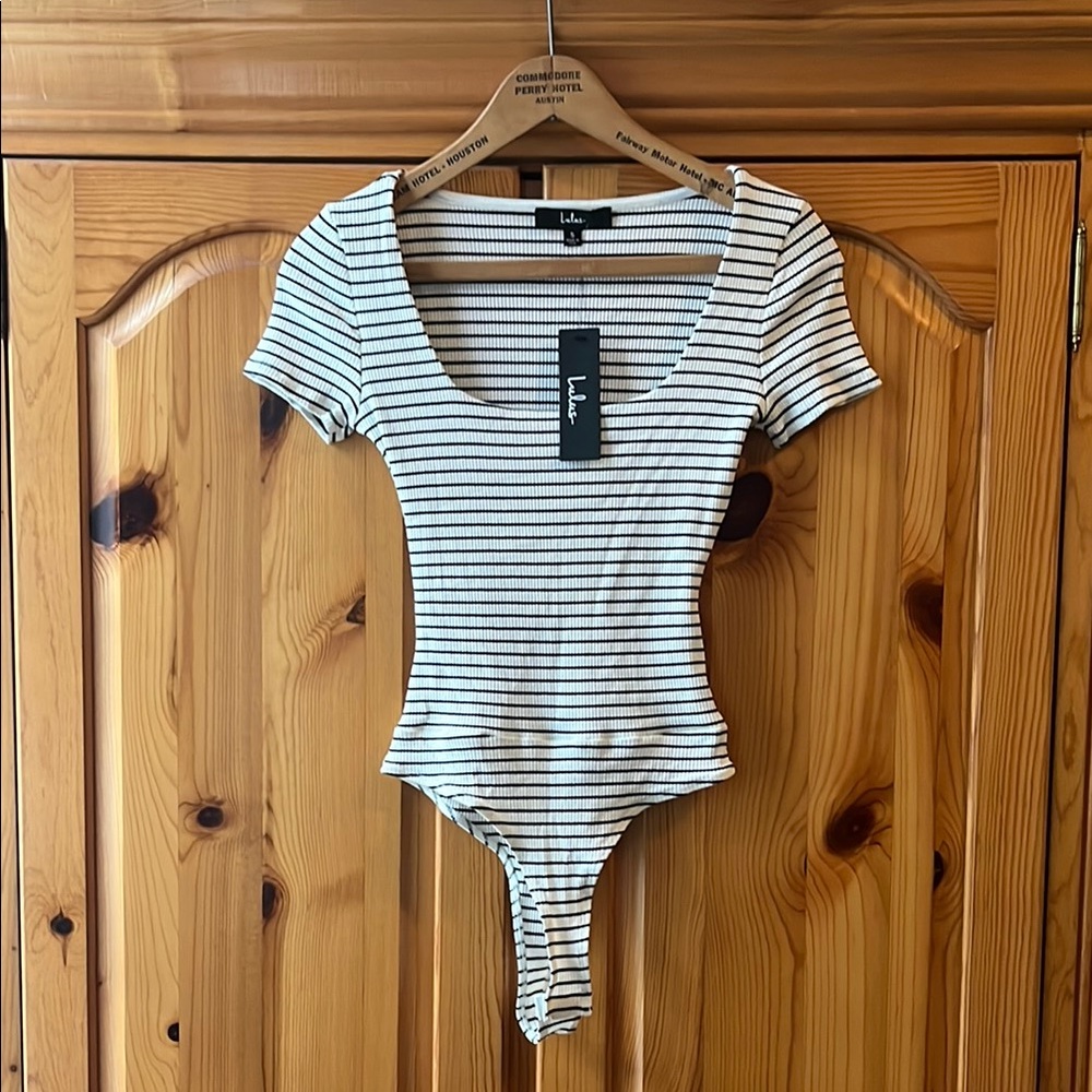 NWT Lulus Striped Bodysuit Size Small